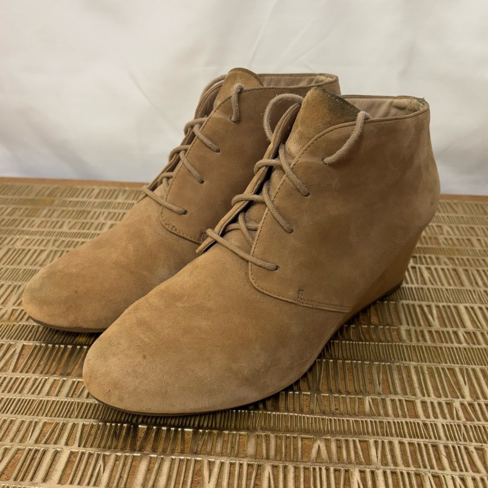 Vionic‎ Elevated Becca Wedge Suede Ortaheel Comfort Bootie, Light Tan, US 8.5